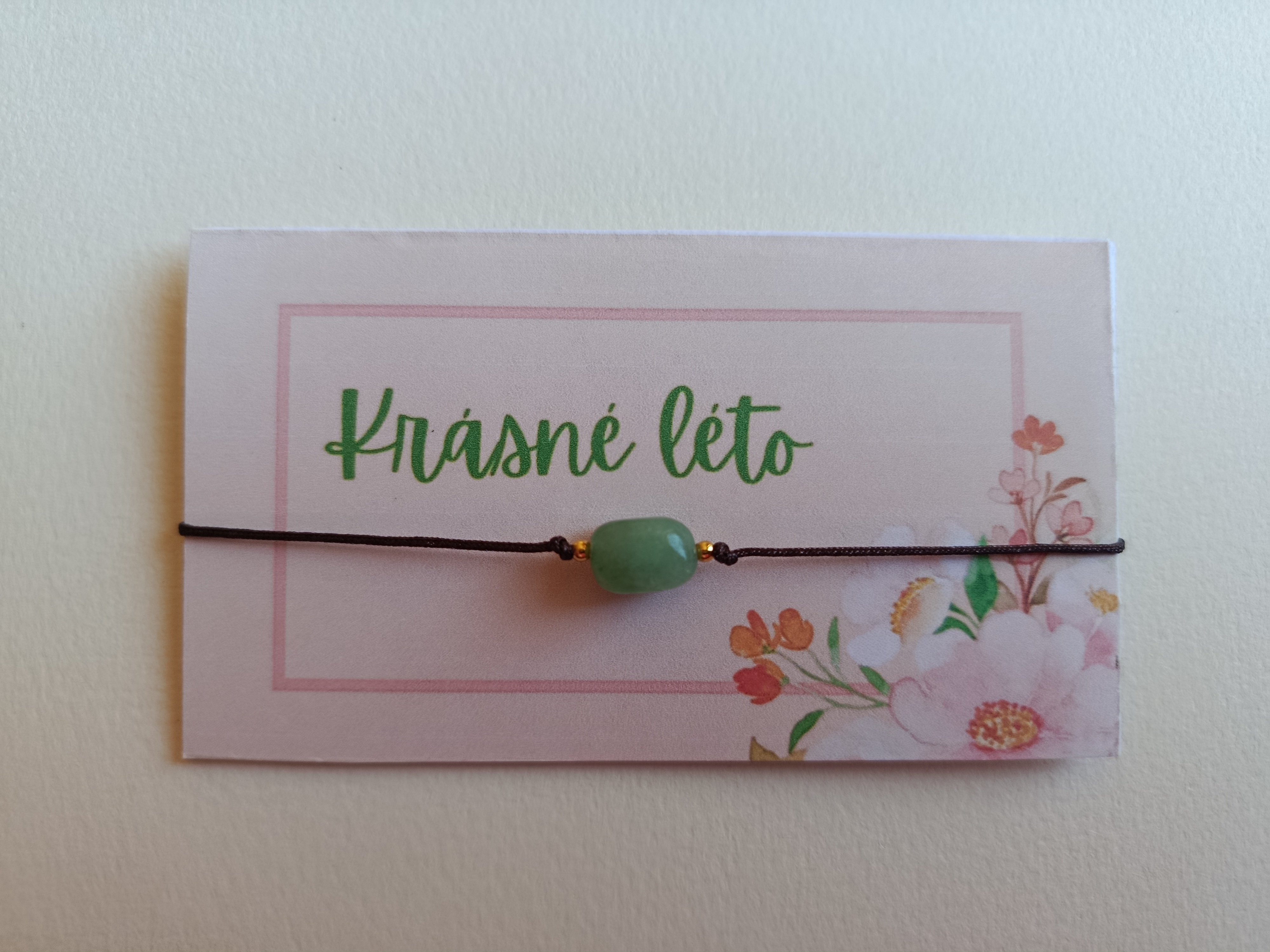 Náramek s kamínkem a přáním Krásné léto