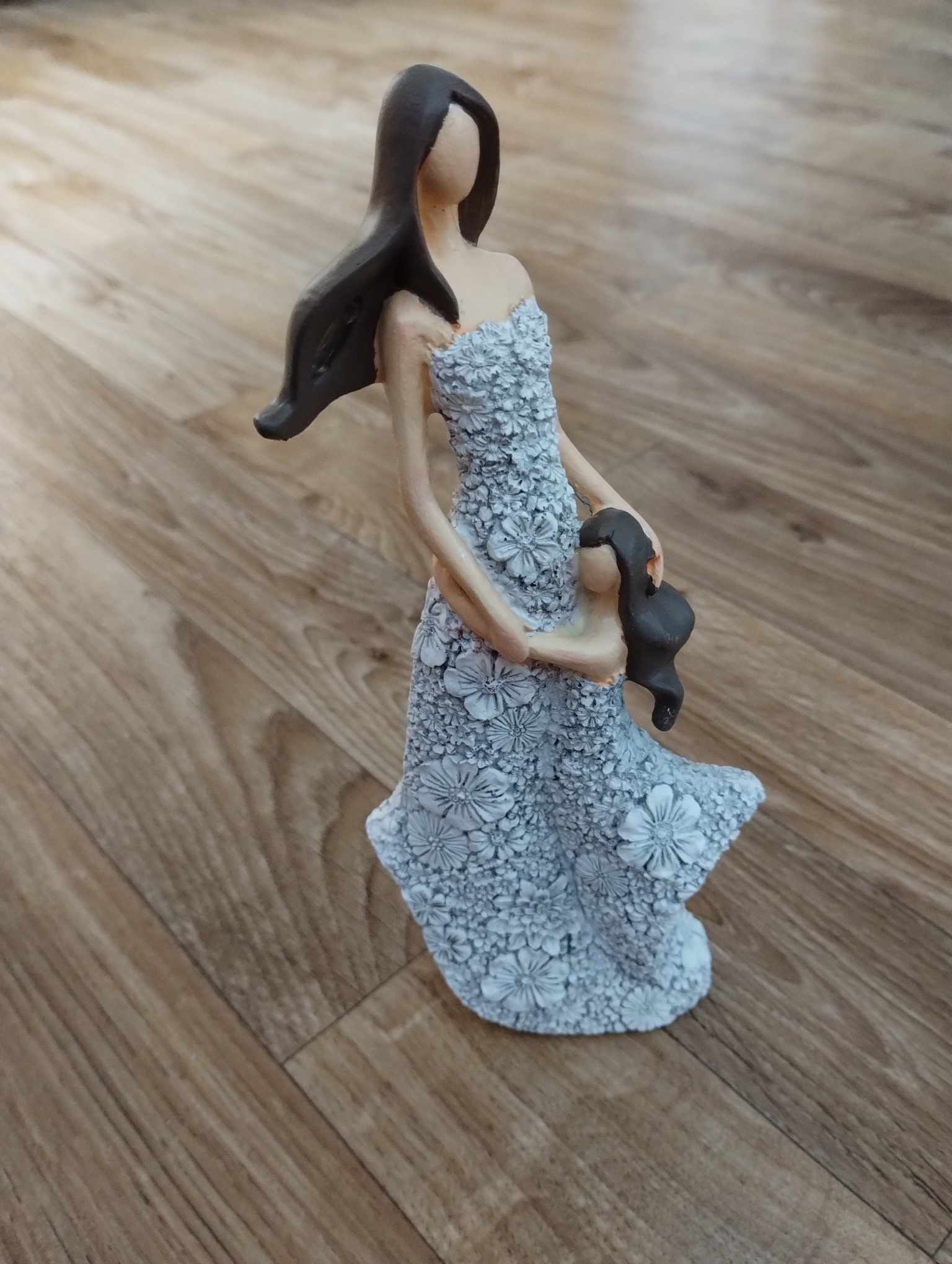 Soška maminka s dcerkou