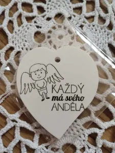 Přáníčko - srdíčko Každý má svého anděla